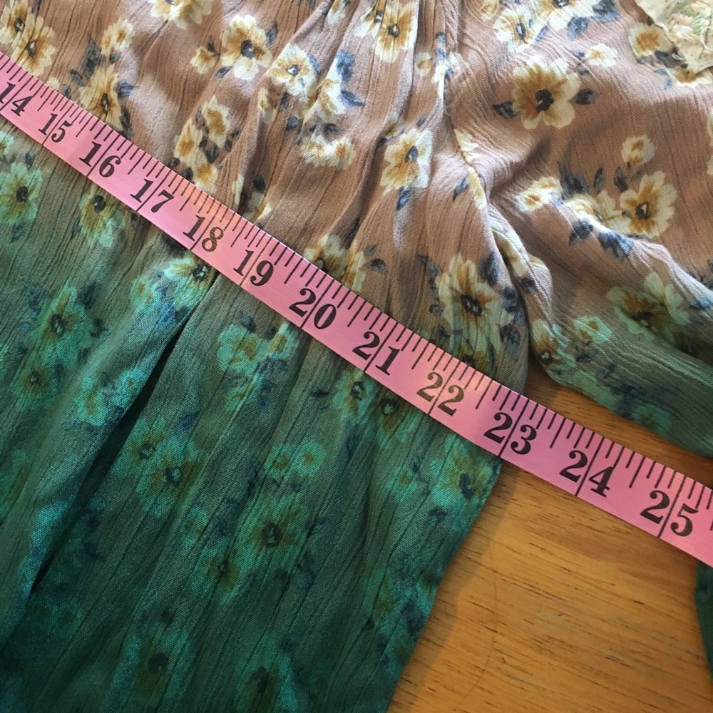Gimmicks BKE Green Gables Dip Dye Blouse Small - Picture 6 of 16